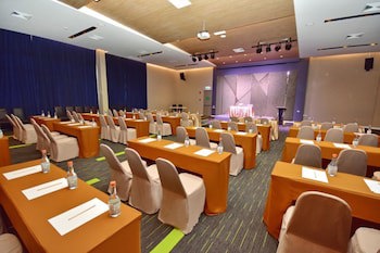 Paeva Luxury Serviced Residence (Adults Only)