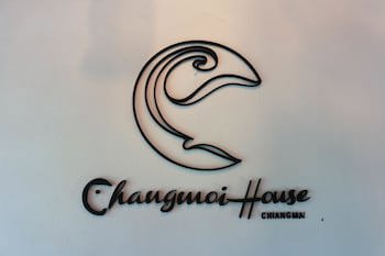 Changmoi House (Little Village)