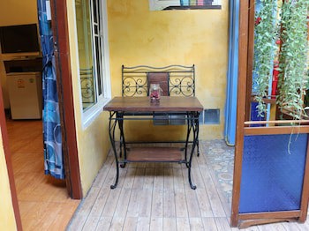 Changmoi House (Little Village)