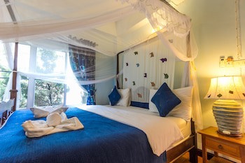 Changmoi House (Little Village)