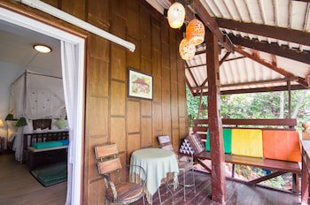 Changmoi House (Little Village)