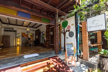 Changmoi House (Little Village)