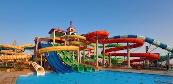Charmillion Gardens Aquapark