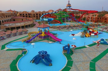 Charmillion Gardens Aquapark