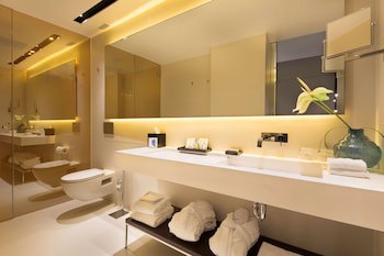 Art'otel Amsterdam Powered By Radisson Hotels