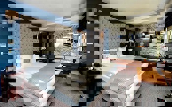 Ramada Encore By Wyndham Izmir