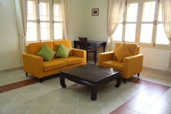 Grand Residence