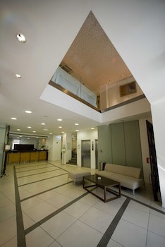 Athinais Hotel