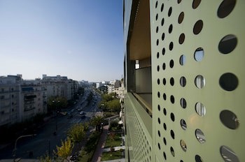 Athinais Hotel