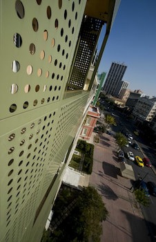 Athinais Hotel