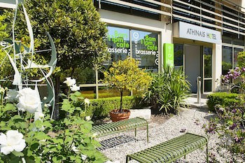 Athinais Hotel