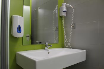 Uba Hostel