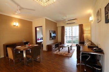 Crest Executive Suites