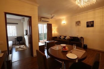 Crest Executive Suites