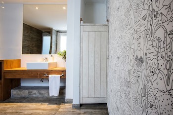 Casa Galos Hotel & Lofts