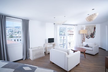 Casa Galos Hotel & Lofts