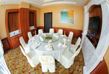 Meritz Hotel