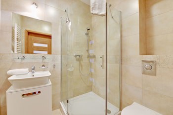 Apartinfo Aura Apartments