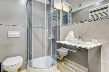 Apartinfo Aura Apartments