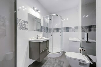Apartinfo Aura Apartments