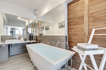 Apartinfo Aura Apartments
