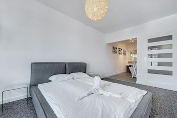 Apartinfo Aura Apartments