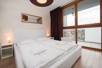 Apartinfo Aura Apartments