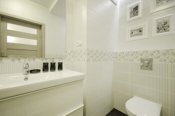Apartinfo Aura Apartments