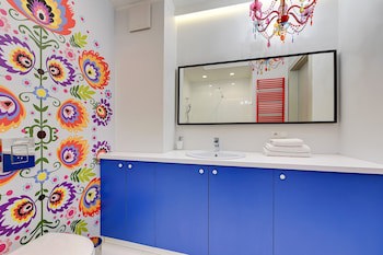 Apartinfo Aura Apartments