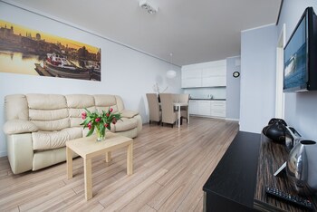 Apartinfo Aura Apartments