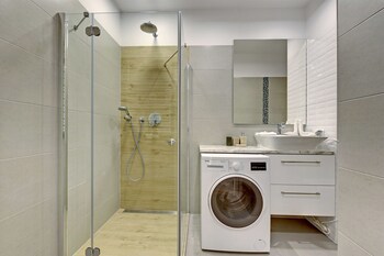 Apartinfo Aura Apartments