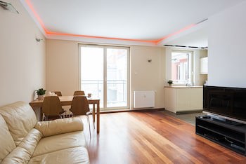 Apartinfo Aura Apartments