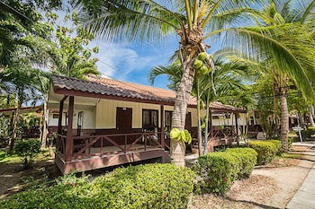Coco Palm Beach Resort