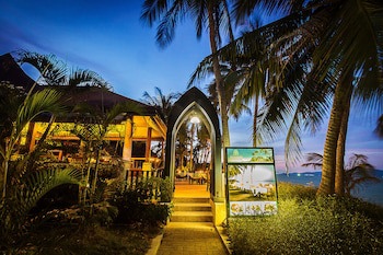 Coco Palm Beach Resort