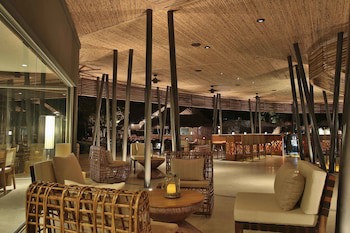 El Mangroove Papagayo, Autograph Collection