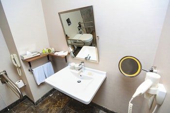 Crowne Plaza Istanbul - Oryapark by IHG fotoğrafı