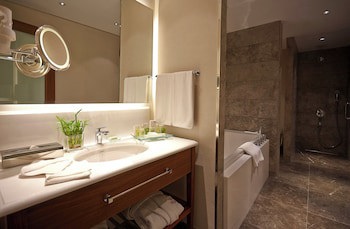 Crowne Plaza Istanbul - Oryapark by IHG fotoğrafı