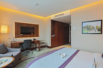 Crowne Plaza Istanbul - Oryapark by IHG galeri fotoğrafı