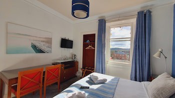 Bayswell Park Hotel