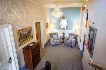 Bayswell Park Hotel