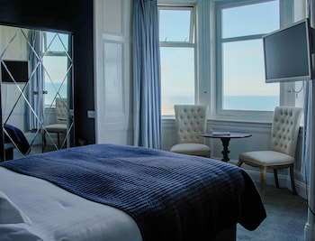Bayswell Park Hotel