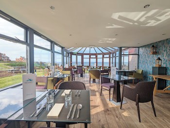 Bayswell Park Hotel