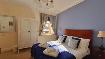 Bayswell Park Hotel