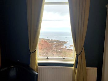 Bayswell Park Hotel