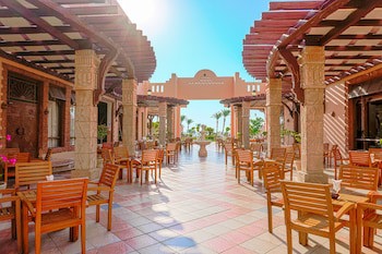 Charmillion Sea Life Resort