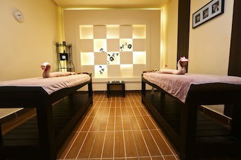 Charmillion Sea Life Resort