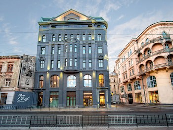 Astoria Hotel