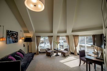 Astoria Hotel