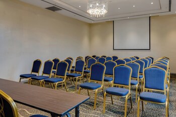 Protea Hotel By Marriott Benin City Select Emotan