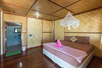Bottle Beach 1 Resort